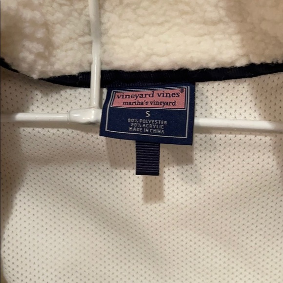 Woman’s Vest - Picture 2 of 5